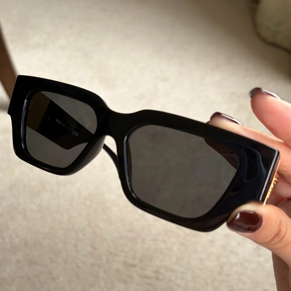 Versace Medusa plaque Sunglasses - Picture 2 of 7